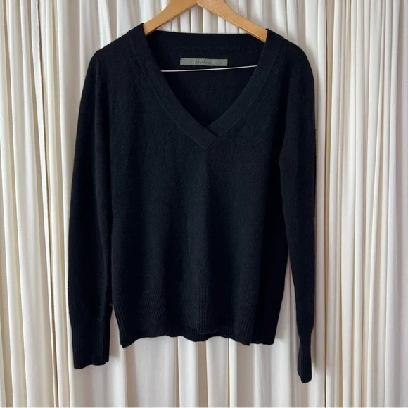 Enza Costa Black 100% Cashmere V-Neck Sweater Size Large Winter‎ - Picture 4 of 8